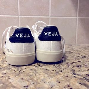 Veja Campo size 9